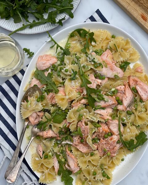 Creamy Salmon Pea & Spring Onion Pasta