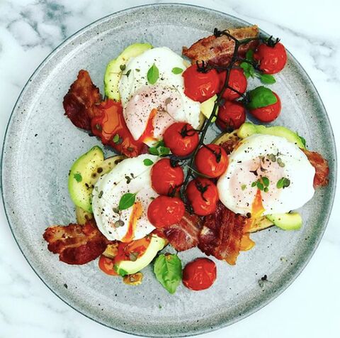 Poached Eggs Bacon on Avocado Crumpets