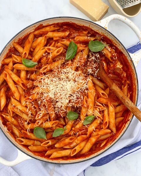 Rich Tomato Pasta
