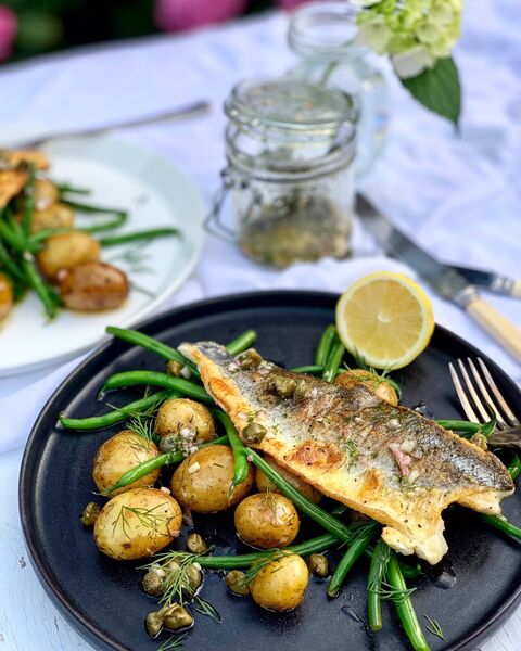 Sea Bass Fillets with Potatoes, Green Beans & Lemon, Caper & Dill Dressing