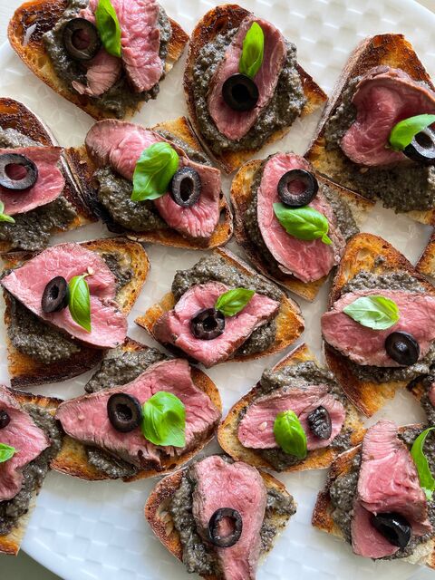 Seared Beef & Tapenade Crostini